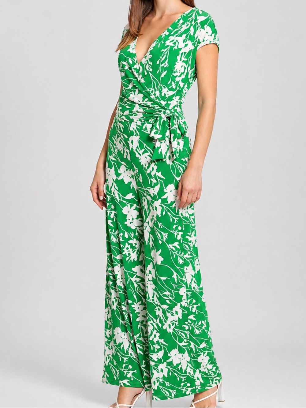 🆕🌿London Style Collection Green Floral Wrap Jumpsuit Wide Leg Tie Waist Size 4 - Picture 1 of 17